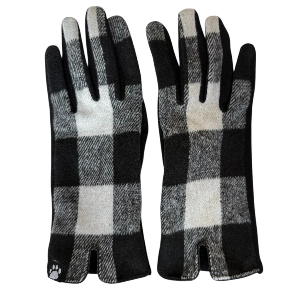 Black and‎ White Check Gloves